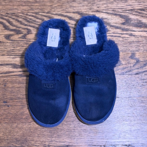 UGG Cozy Suede Sneakers with Sheepskin Lining, Navy Blue, Sz 7 - Picture 2 of 6